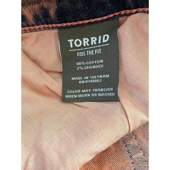 Torrid Jean Shorts Size 16 - Picture 4 of 6